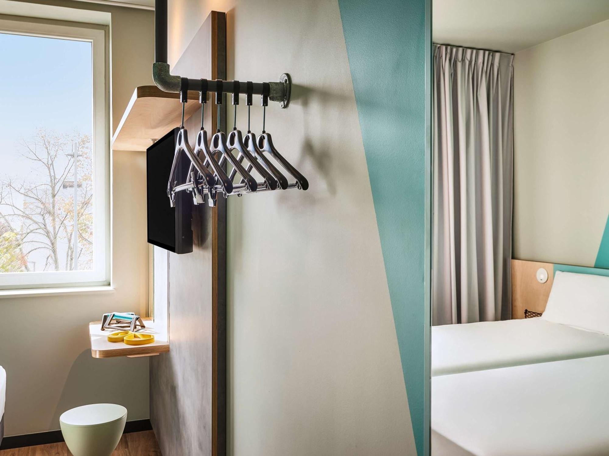 Hotel Ibis Budget Nancy Centre ภายนอก รูปภาพ