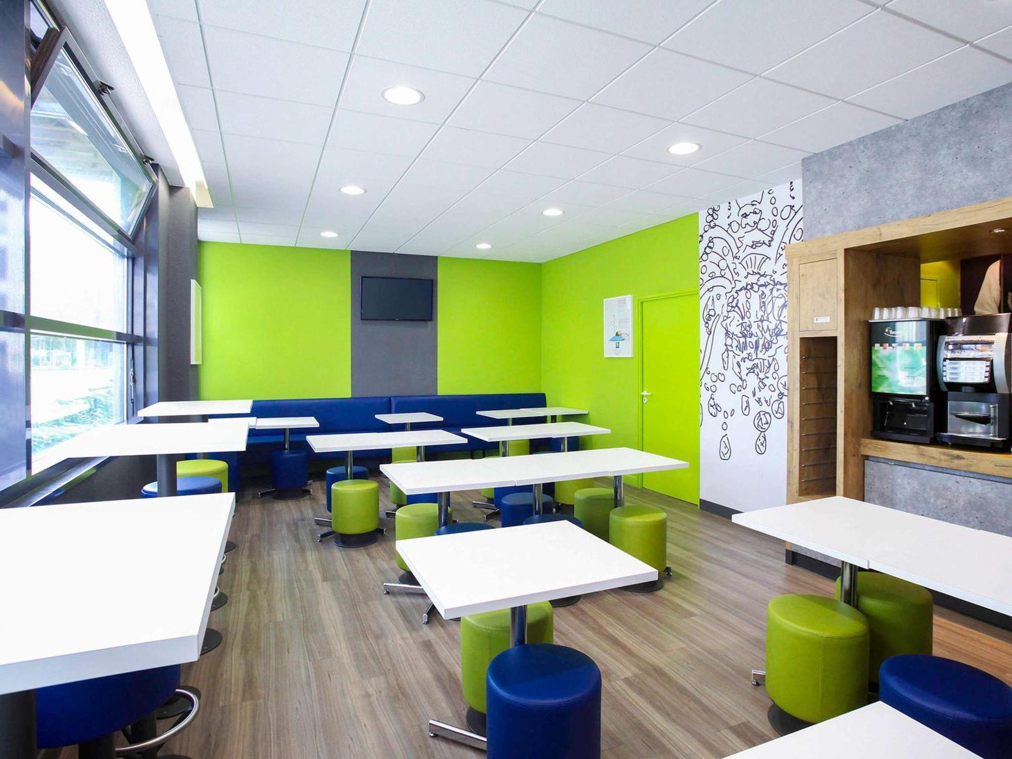 Hotel Ibis Budget Nancy Centre ภายนอก รูปภาพ